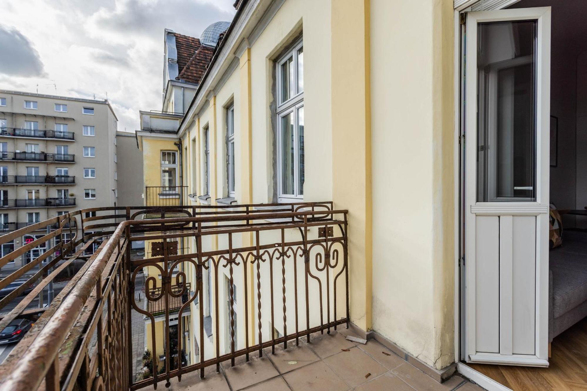 Przytulne I Komfortowe Studia Very Berry W Poznaniu By Noclegi Renters Poznań Exterior foto