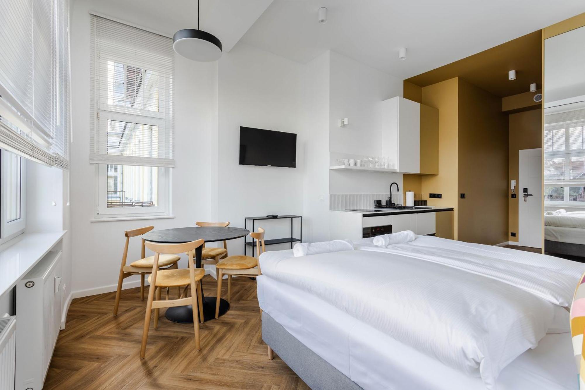 Przytulne I Komfortowe Studia Very Berry W Poznaniu By Noclegi Renters Poznań Exterior foto